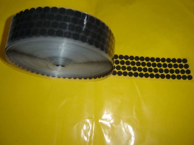 Punch-type adhesive Velcro